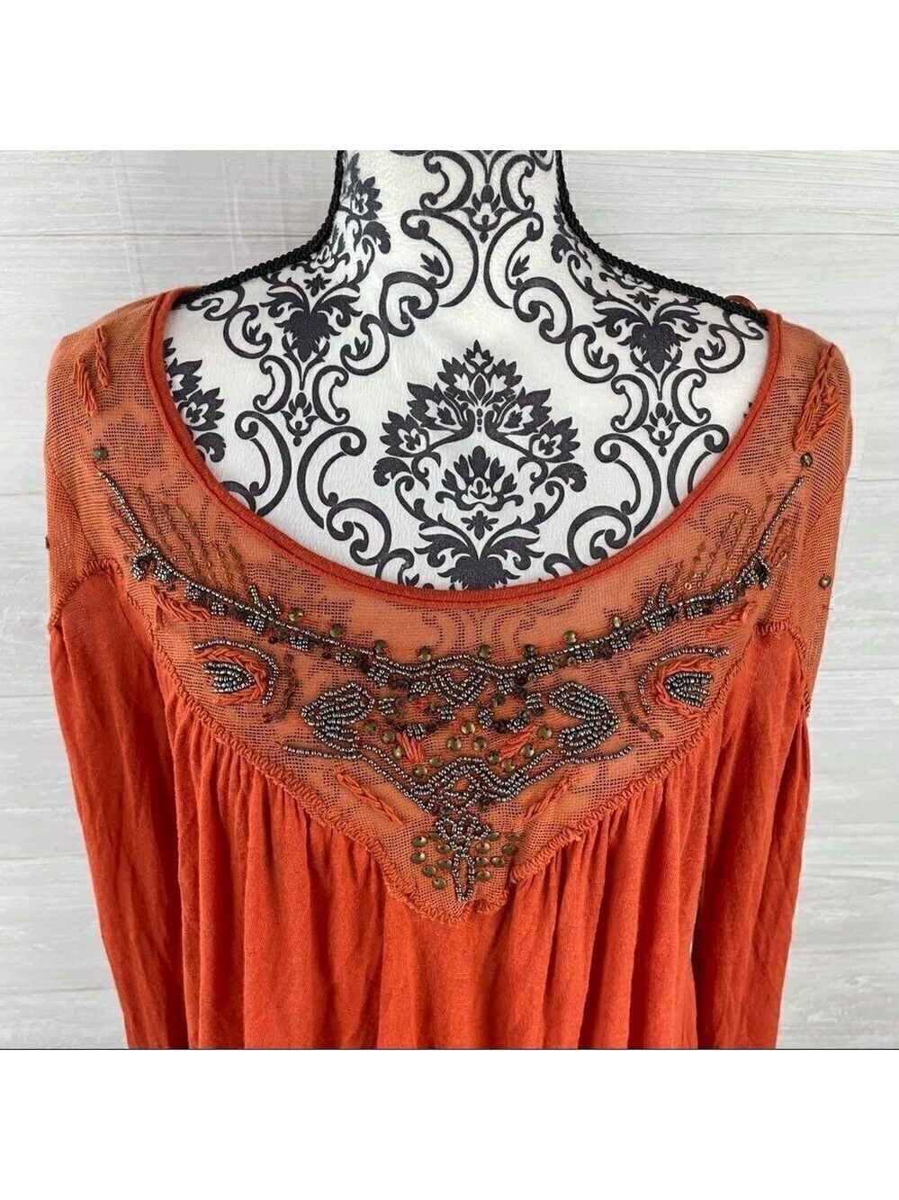 Free People Blue Sky Embellished Keyhole Top‎ - Picture 4 of 9